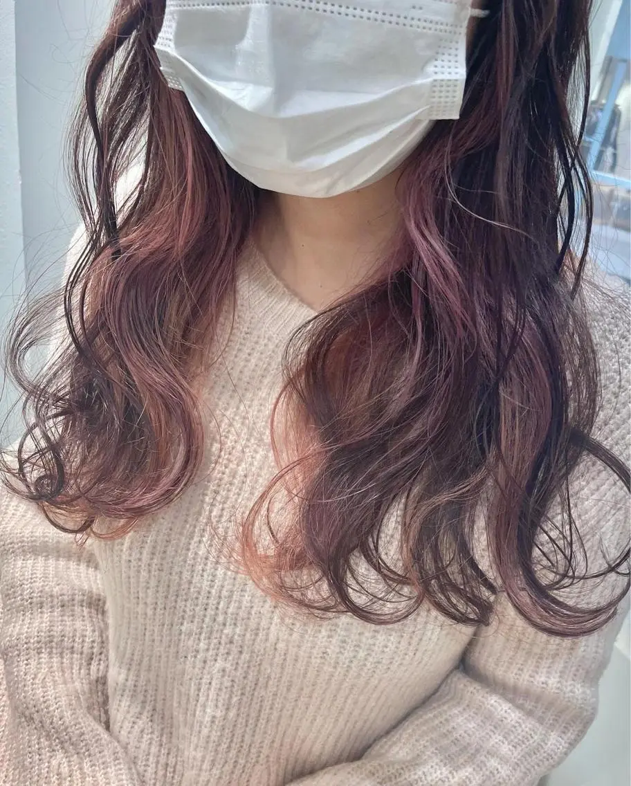 セミロング カラー イヤリングカラー ピンクカラー . AYUKAのヘアスタイル