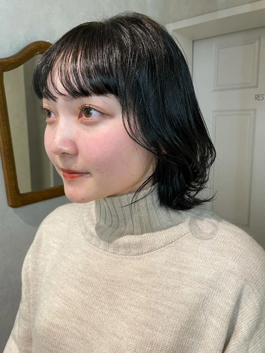 ミディアム カラー 透明感カラー ヘアカラー ナチュラル透明感🌱 小山美樹子のヘアスタイル