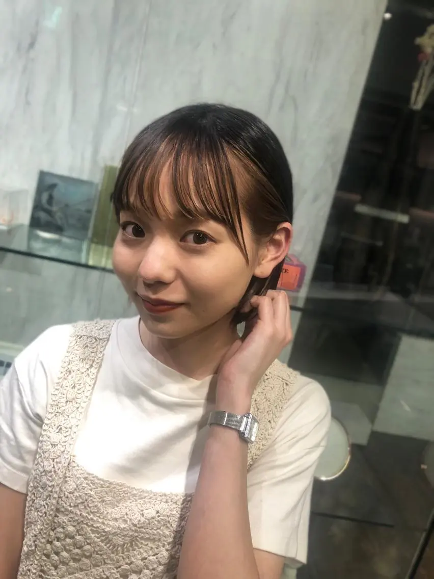 ショート 切りっぱなしボブ ボブ レイヤー特化/小顔顔 周り/セノ/表参道のヘアスタイル