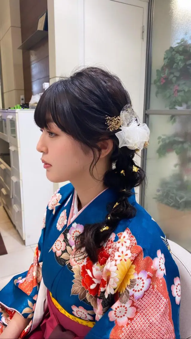 ヘアアレンジ ヘアセット 佐野 遥菜のマツエク・マツパデザイン