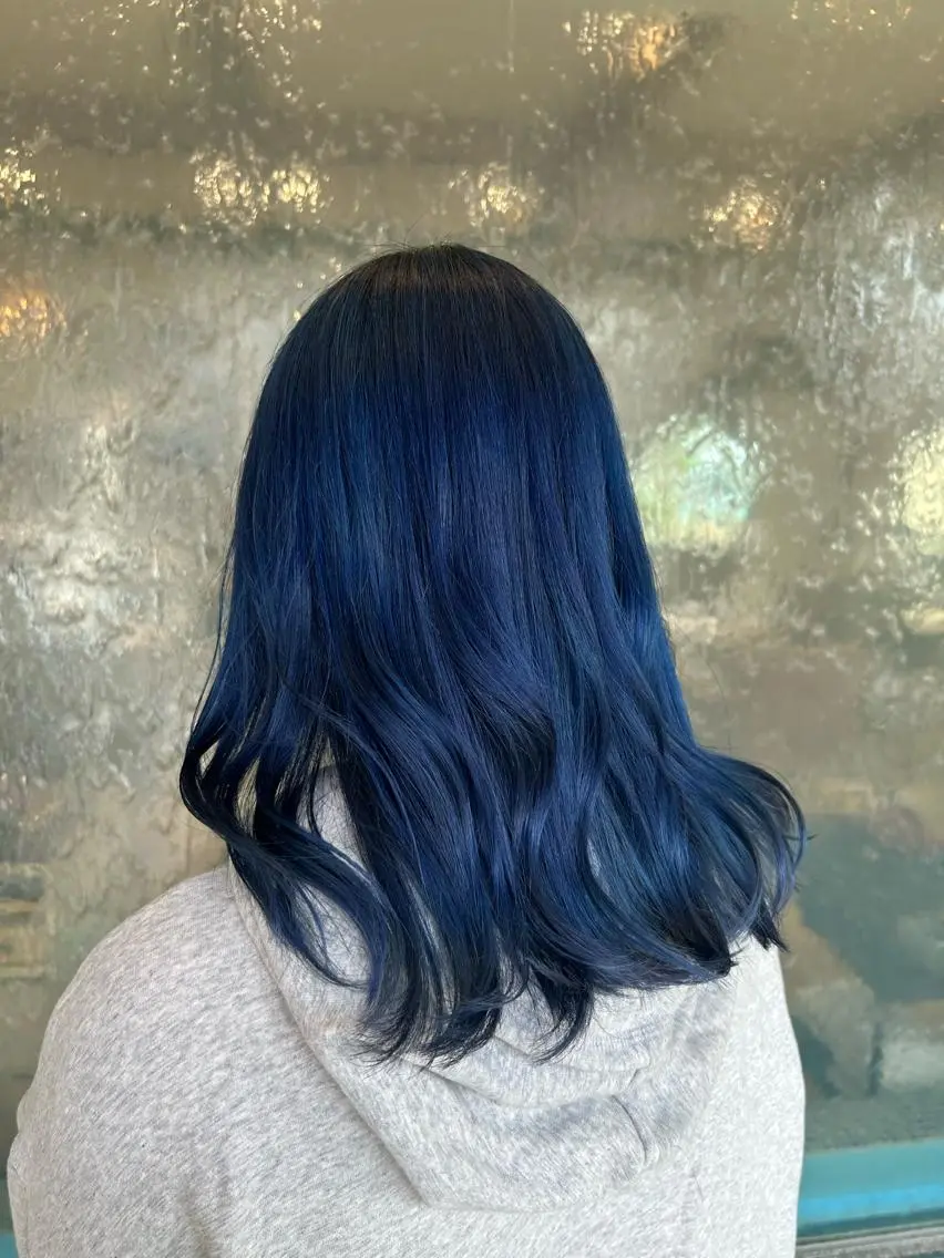 セミロング カラー 辻 友里香のヘアスタイル