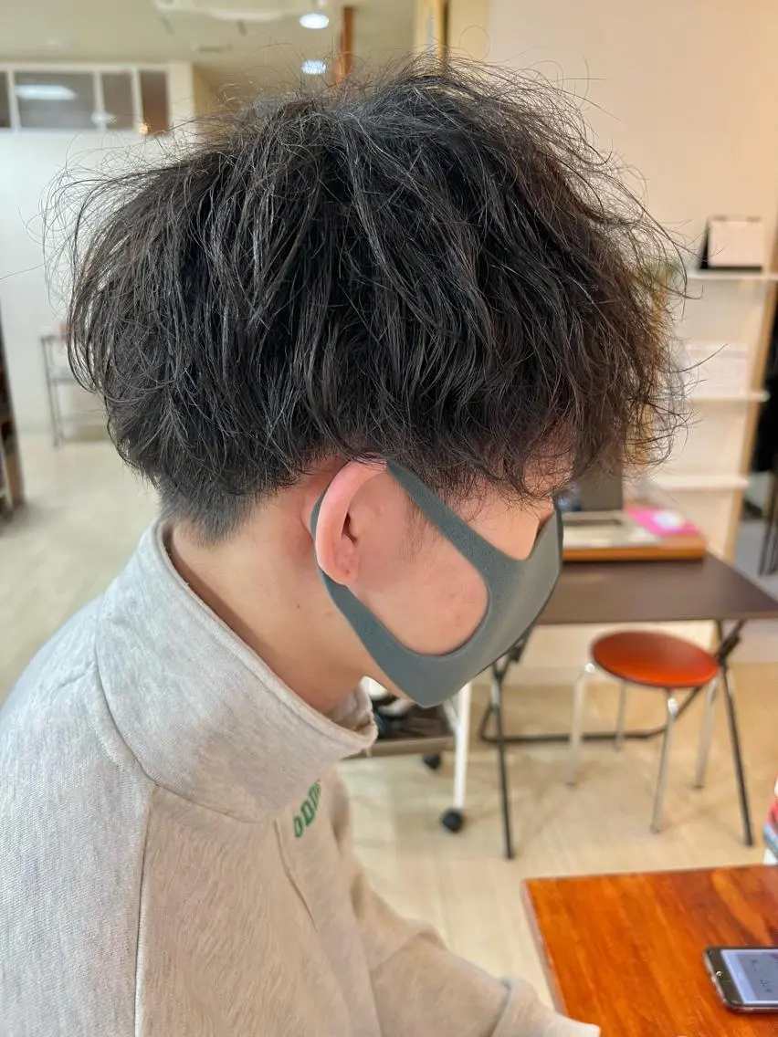 ショート パーマ メンズ カット パーマ ヘッドスパ 黒崎 美乃里のヘアスタイル