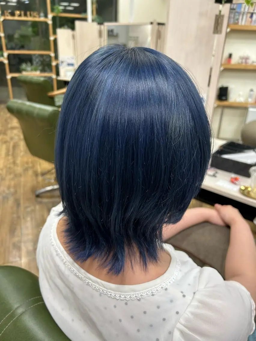 ミディアム カラー アッシュ ブルーカラー ブルーアッシュ 遠山 大智のヘアスタイル
