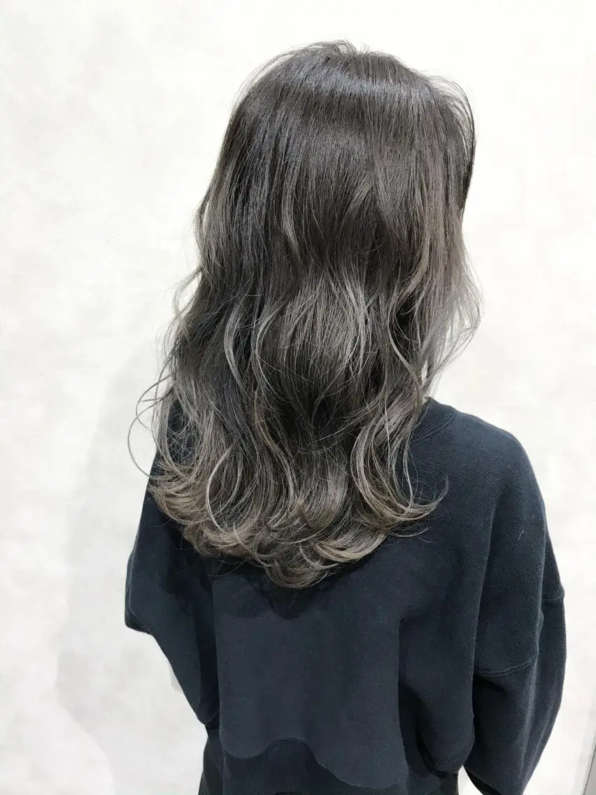 セミロング カラー ブリーチ グレージュ カット ヘアカラー トリートメント 丹羽 隼人/髪質改善 /韓国ヘア🇰🇷のヘアスタイル