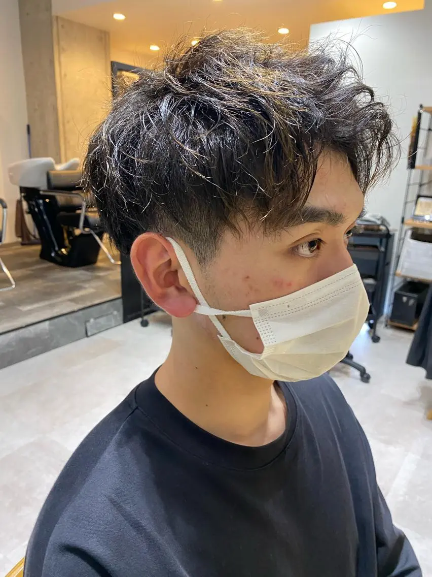パーマ メンズ カット パーマ トリートメント 似合う髪型見つけます AYAKAのヘアスタイル