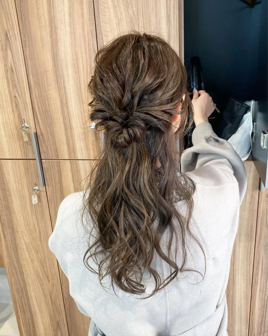 ロング ヘアセット 透明感モテ艶髪カラー Gallicaイリサのヘアスタイル