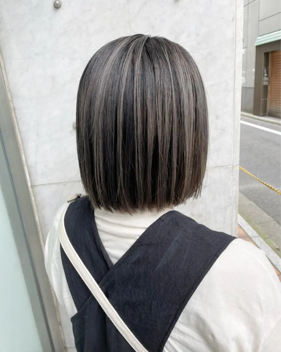 ミディアム カラー バレイヤージュ レイヤーカット カット ヘアカラー トリートメント RU RIのヘアスタイル