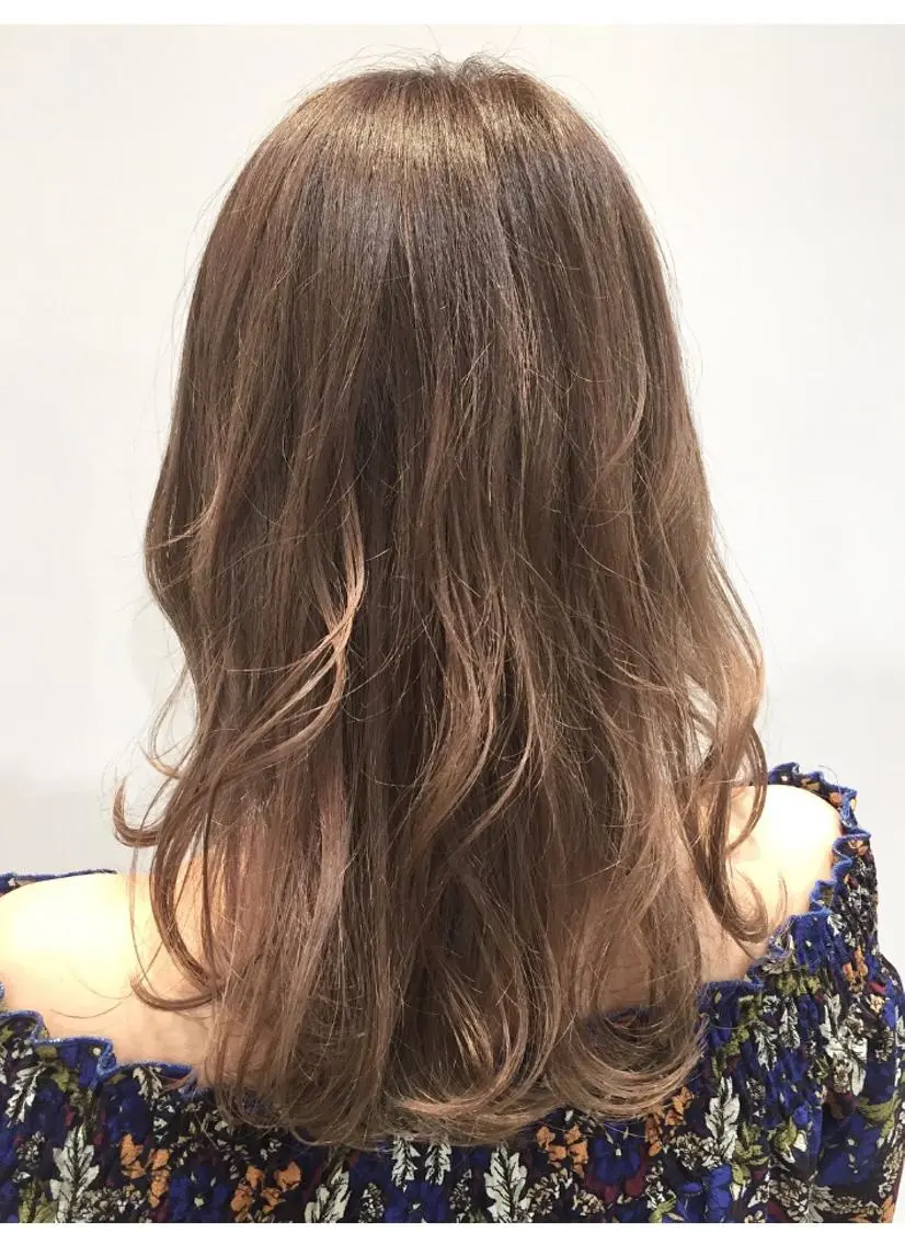 ミディアム カラー ベージュカラー 透明感・艶カラー/ 坂田友梨奈のヘアスタイル