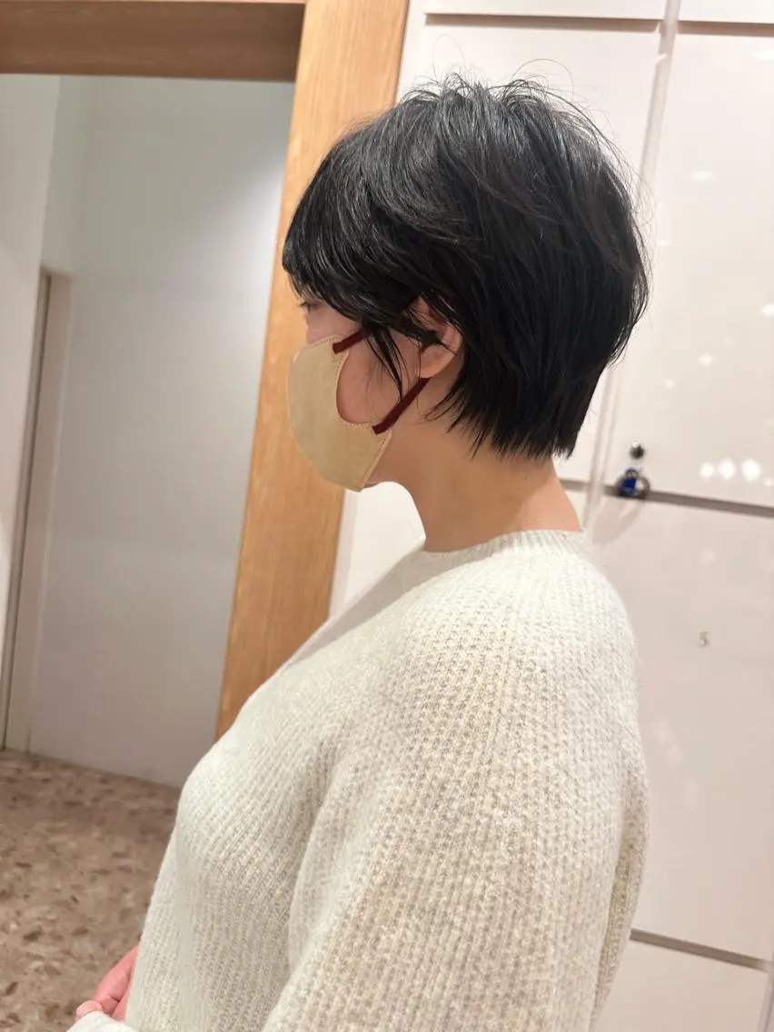 ショート カラー ヘアアレンジ ショートボブ ハンサムショート 丸みショート ハイライトカラー ハイトーンカラー 🌿レイヤー/ブリー チ/🌿JINのヘアスタイル