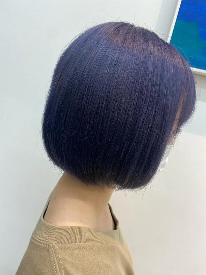ロング カラー パーマ ヘアアレンジ メンズ キッズ ネイル マツエク・マツパ メンズブリーチ メンズハイトーン ブリーチ ブルーカラー ハイトーンカラー 🦋髪質改善🦋 眞井琴美のヘアスタイル