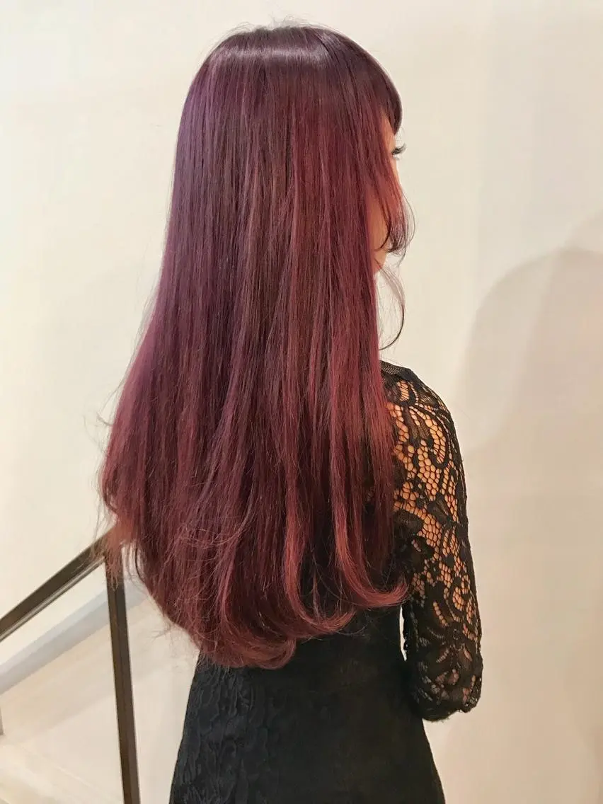 ロング カラー ヘアアレンジ ピンクカラー バイオレットカラー 中村 梨沙のマツエク・マツパデザイン