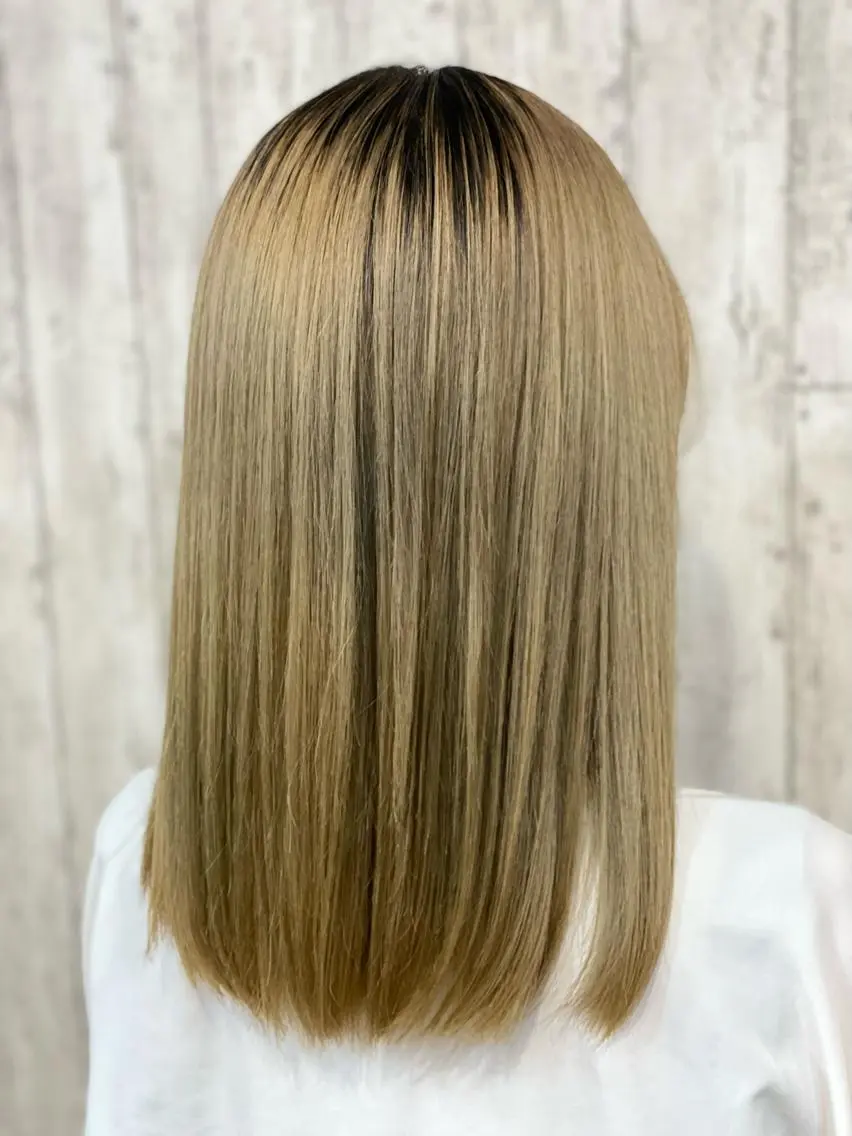 セミロング 勝河 怜楊のヘアスタイル