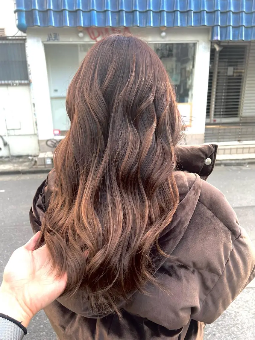 ロング カラー パーマ ヘアアレンジ ヘアカラー トリートメント ヘッドスパ ヘアセット 🌈インナーカラー ‘ショウマ’🌈のヘアスタイル