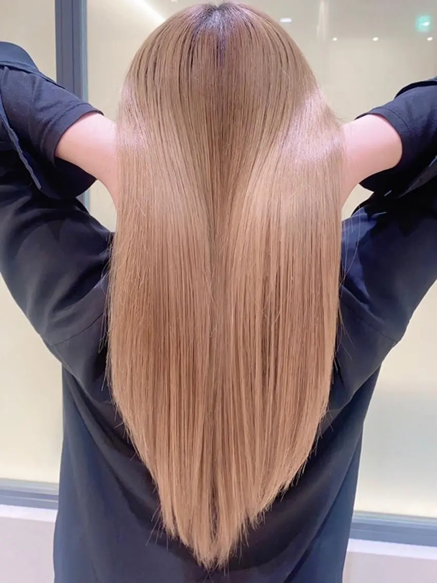 セミロング カラー パーマ ヘアアレンジ 韓国・韓国ヘア 髪質改善のヘアスタイル