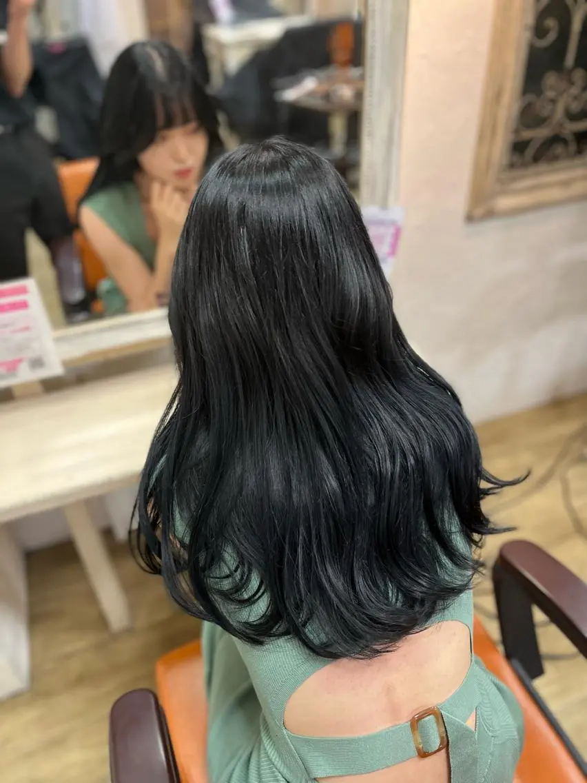 ロング 韓国風ヘア 韓国ヘア レイヤーカットのヘアスタイル