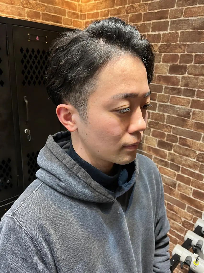 ショート カラー パーマ ヘアアレンジ メンズ キッズ ネイル マツエク・マツパ アイブロウ メンズブリーチ メンズハイライト メンズインナーカラー メンズ韓国風 ブリーチ 久木原 ゆりのヘアスタイル
