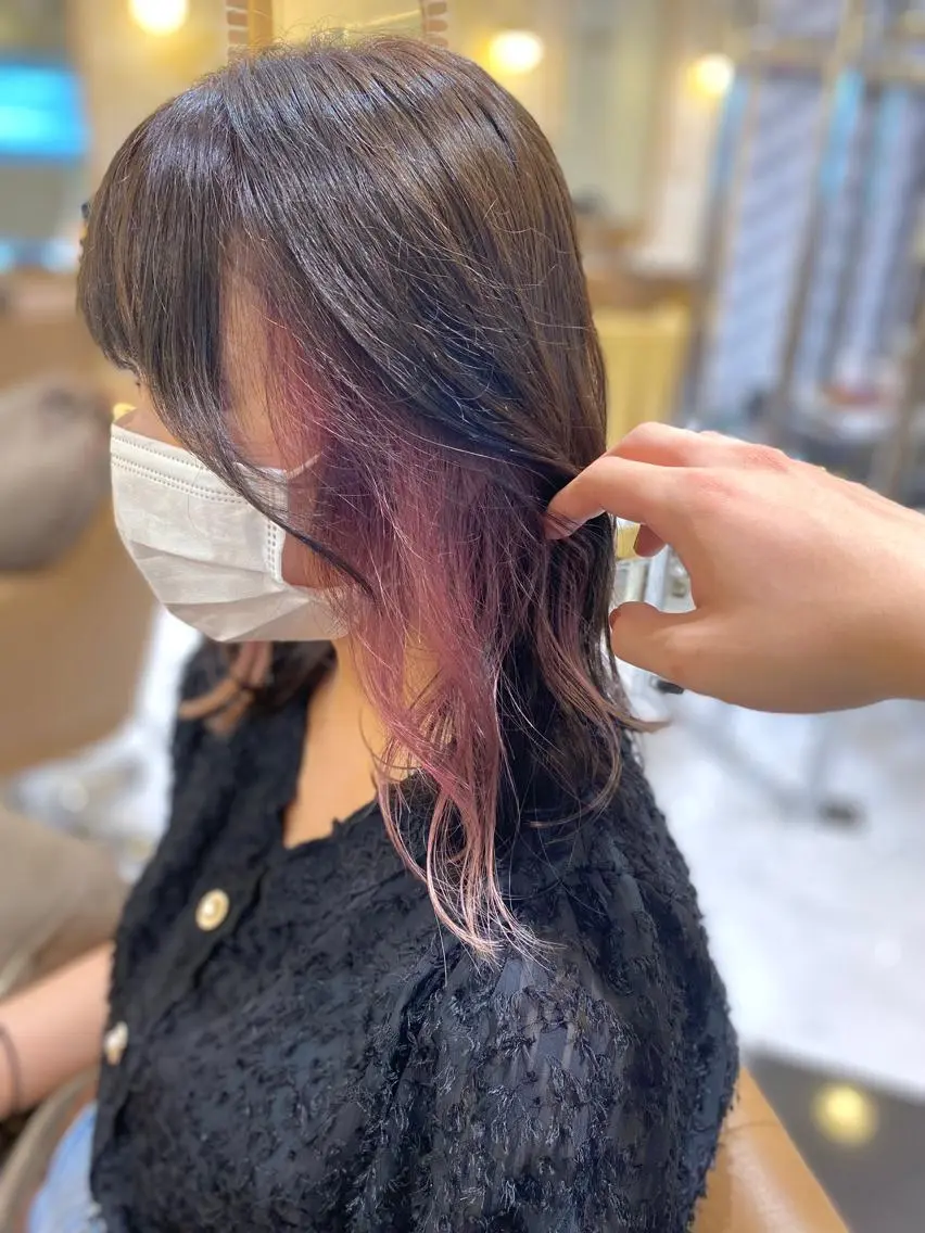 セミロング カラー ラベンダーカラー ラベンダーピンク ピンクカラー 坂井 茅聖のヘアスタイル