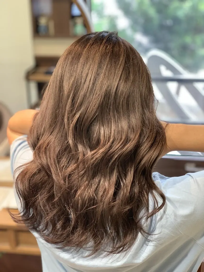 セミロング カラー ベージュカラー ハイトーン得意😍 Lumiereのヘアスタイル