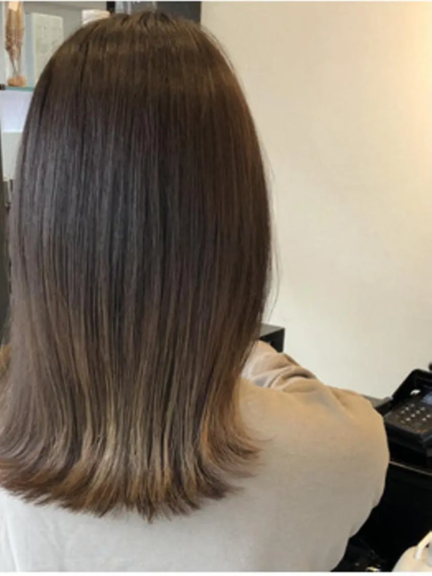 セミロング カラー ベージュカラー グラデーションカラー 高槻/LOREM/ Akiraのヘアスタイル