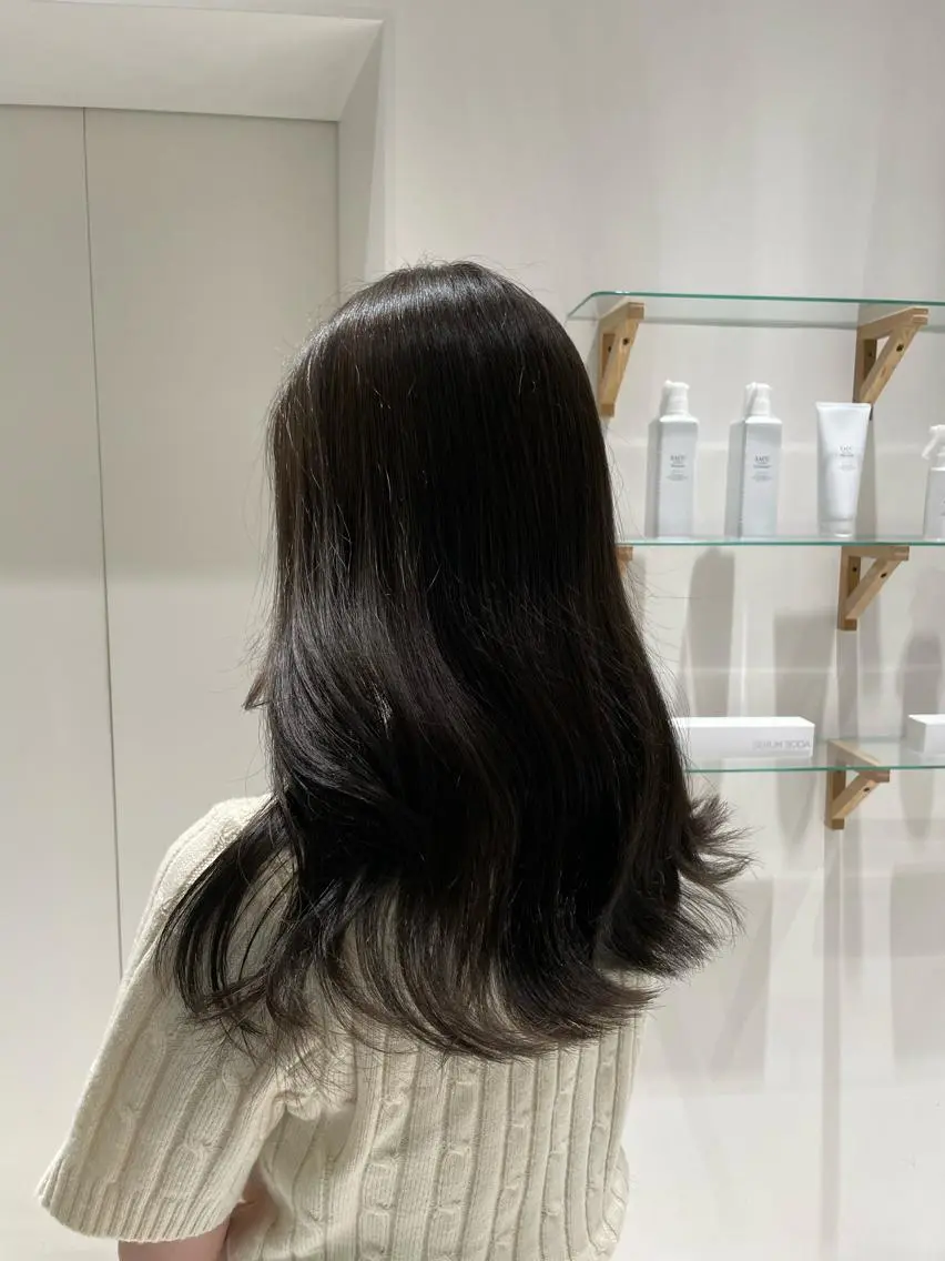 カラー ヘアカラー 大畑 茉那のヘアスタイル