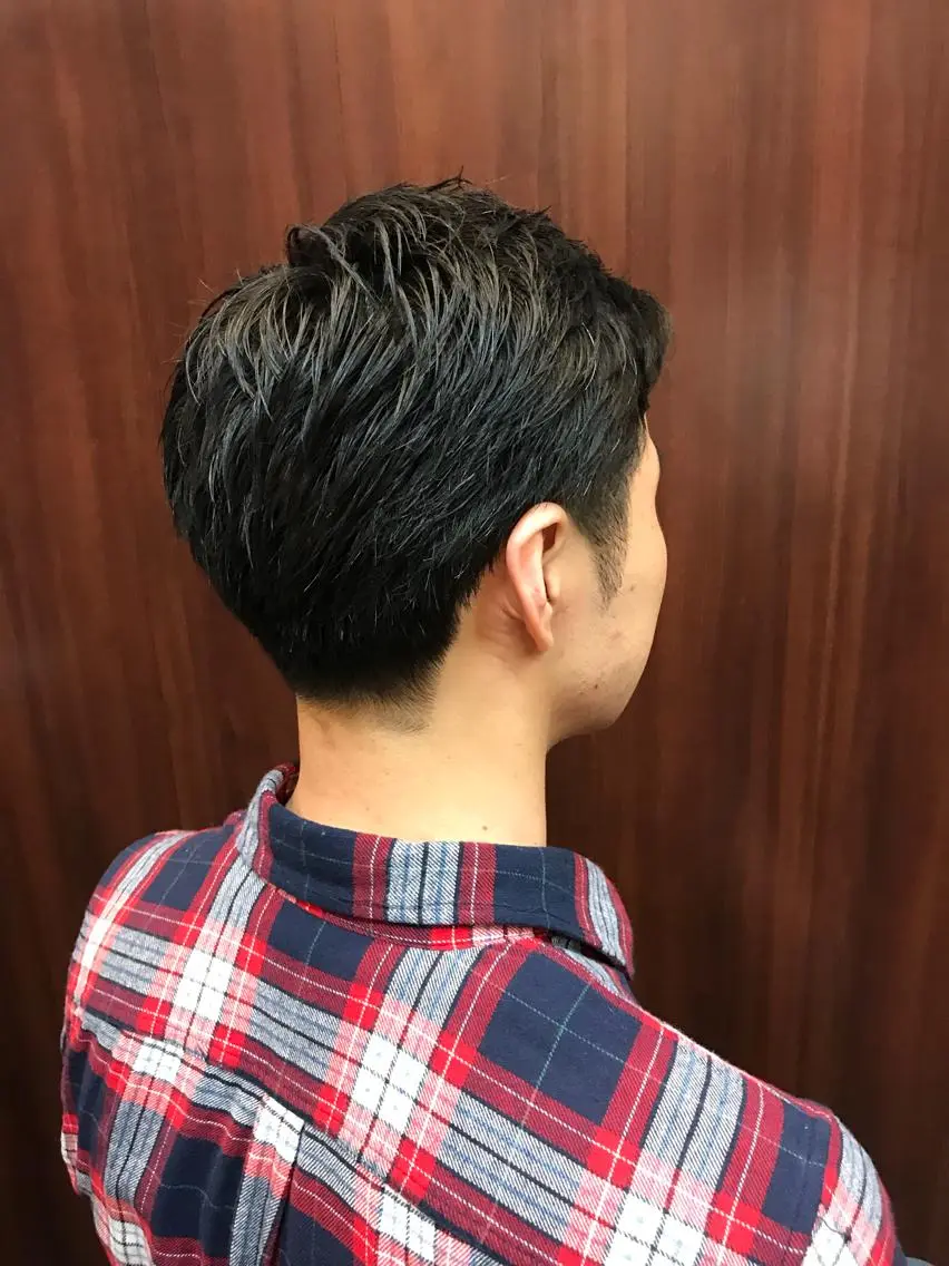 ミディアム 石川 裕大のヘアスタイル