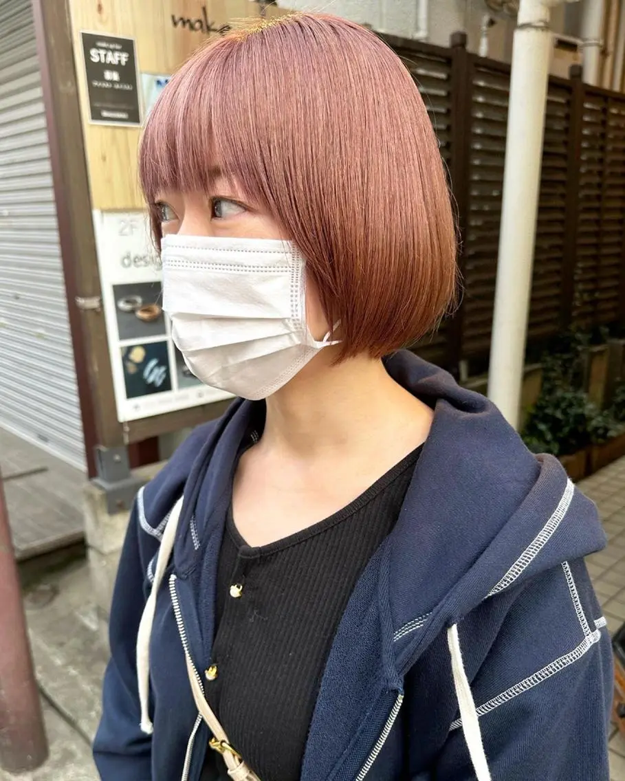 ショート カラー パーマ 切りっぱなしボブ 前下がりボブ ショートボブ ベージュカラー 黒髪 髪質改善 縮毛矯正/ レイヤー/銀座/本木のヘアスタイル