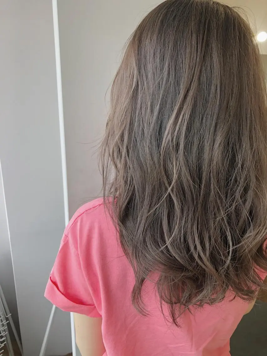 セミロング 関 京磨のヘアスタイル