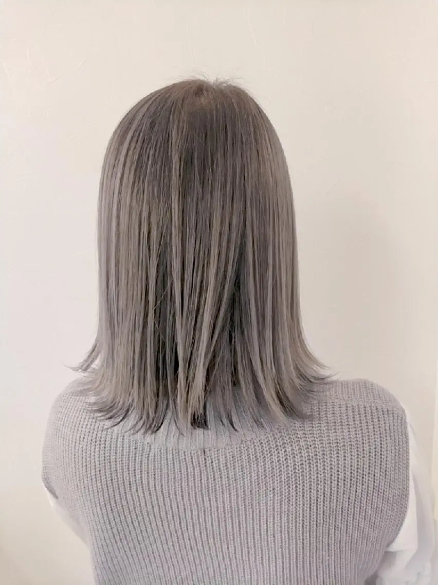 ミディアム カラー アディクシーカラー アッシュ バレイヤージュ ブリーチ ケアブリーチ ヘアカラー ブリーチの神 KYONのその他イメージ