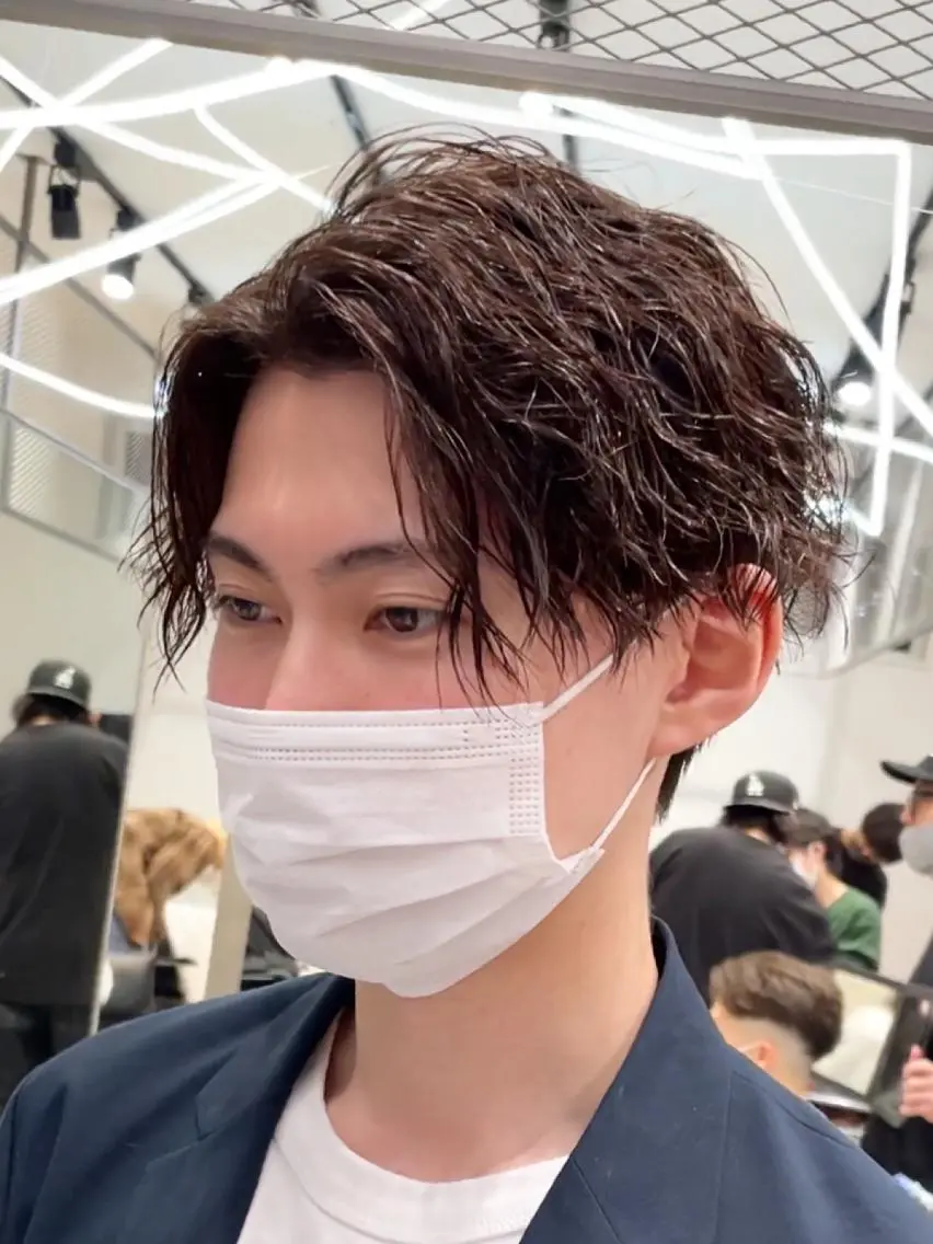 ショート メンズ メンズパーマ 波巻きパーマ fifth リュウセイのヘアスタイル