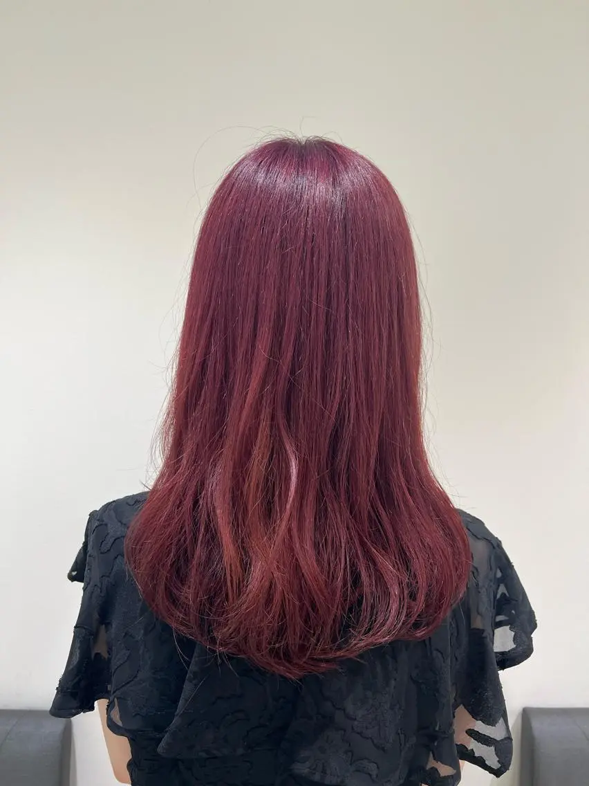 ロング カラー カシス ハイトーンカラー イルミナカラー ピンクカラー ヘアカラー トリートメント 【暖色カラー特化】 中山由梨のヘアスタイル
