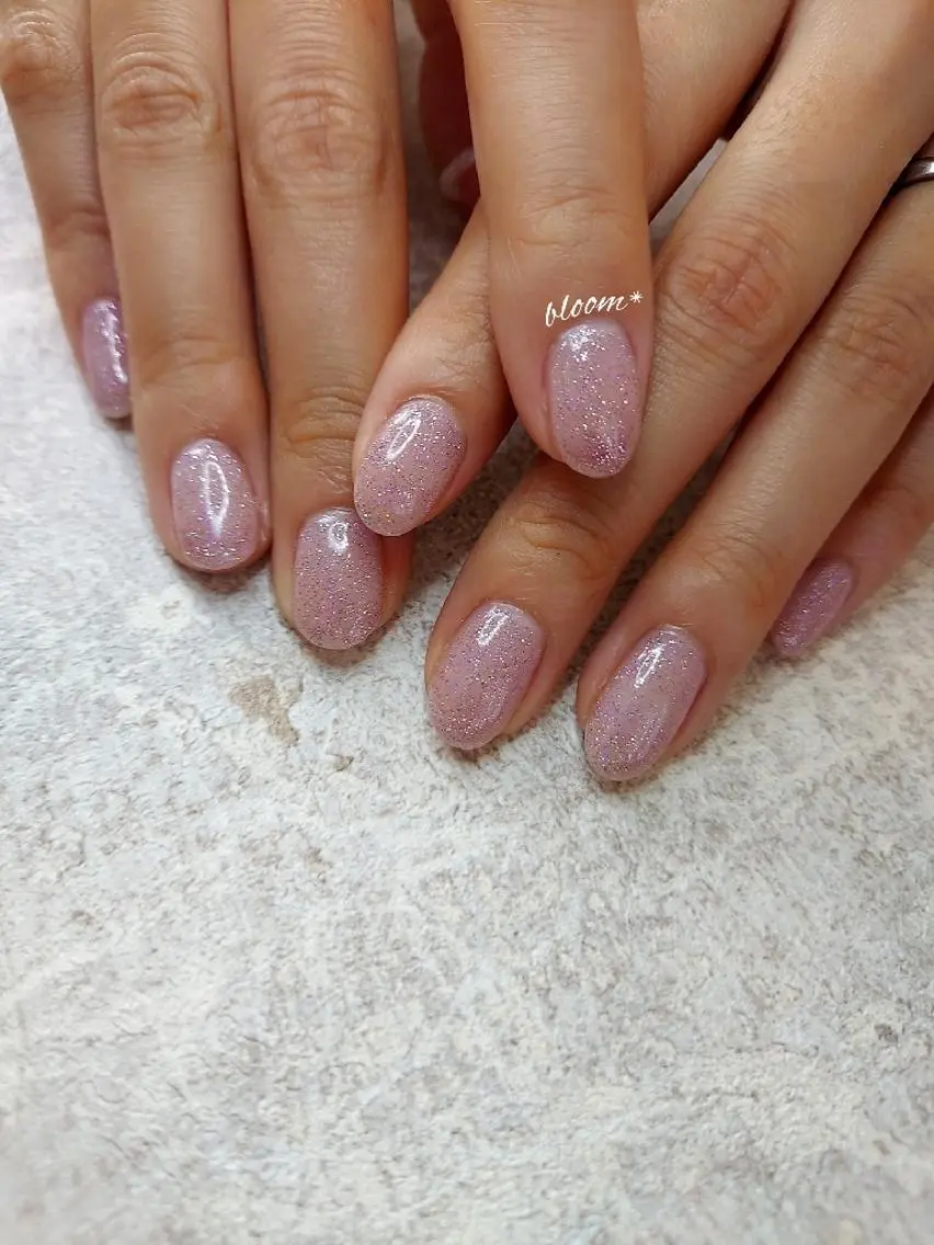 ネイル フラッシュネイル キラキラネイル オフィスネイル bloom *のネイルデザイン