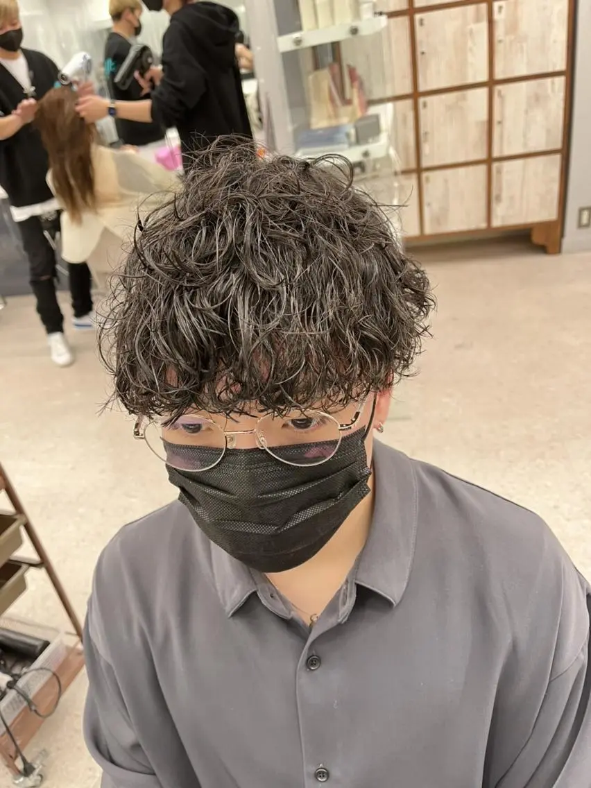 ショート 京都河原町 メンズパーマ助川龍哉のヘアスタイル