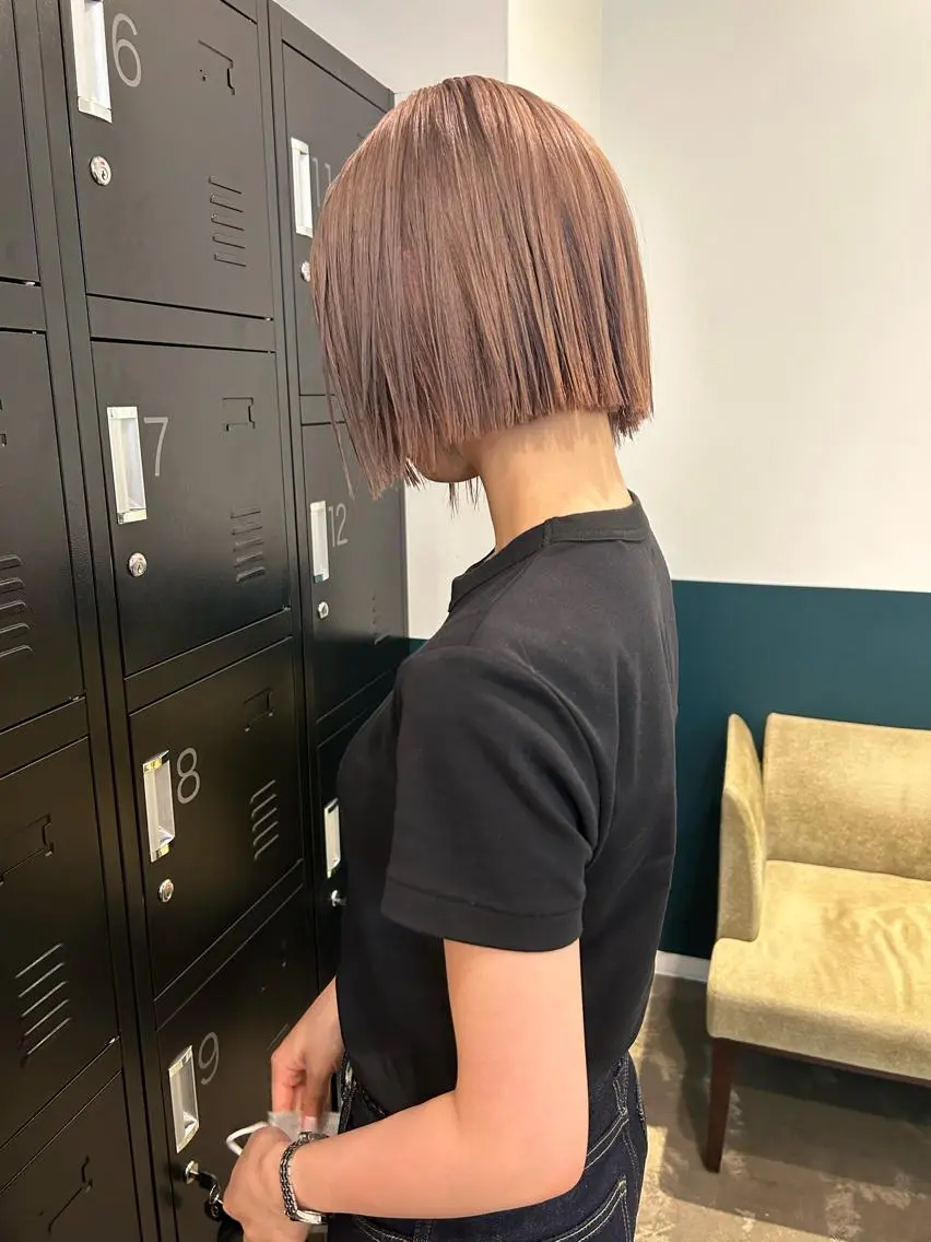 ショート カラー グレージュ ボブ カット ヘアカラー カラーリスト菅野 竜矢🌈のヘアスタイル