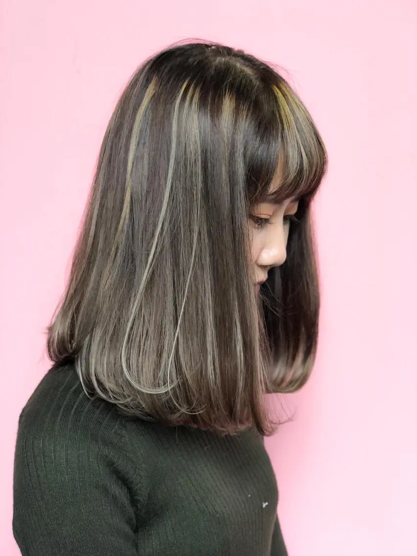 ミディアム カラー ブリーチ ハイライトカラー イルミナカラー ハイライト ヘアカラー トリートメント 🧡ショートの達人 🧡SHOのヘアスタイル