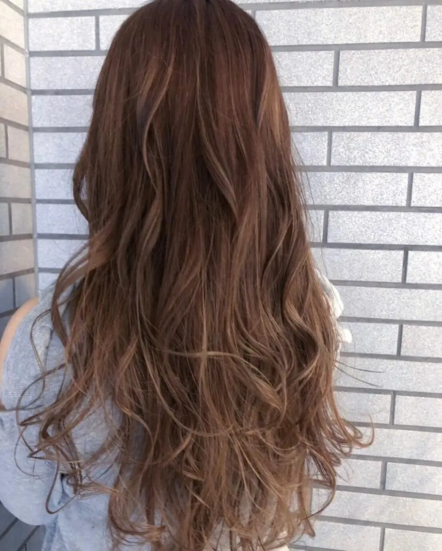 ロング カラー アディクシーカラー ベージュカラー ハイライトカラー ピンクカラー ピンクベージュ 中村 よしひでのヘアスタイル