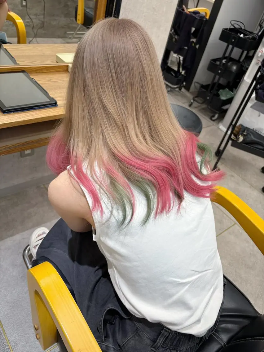セミロング カラー カット ヘアカラー トリートメント lafit ラフィット 下大利のヘアスタイル