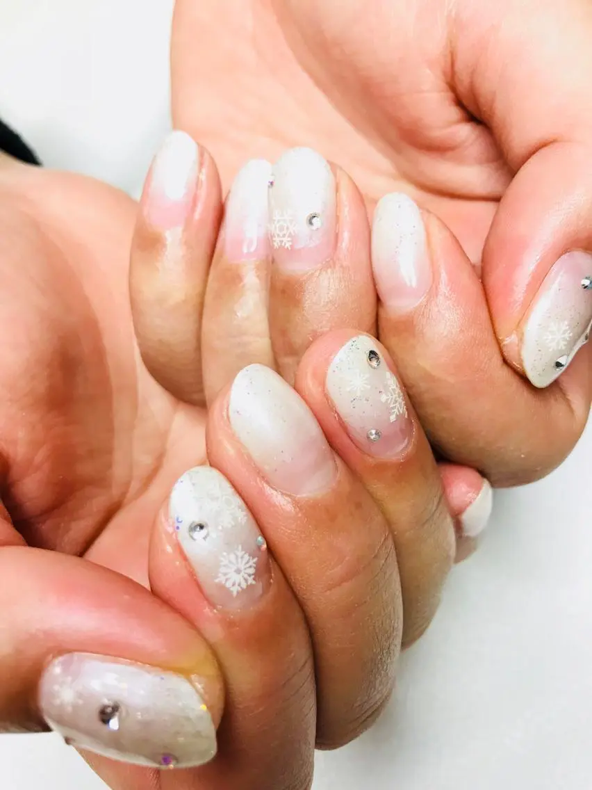 ミディアム カラー パーマ ヘアアレンジ メンズ キッズ ネイル マツエク・マツパ ハンドネイル Sunny side nailのネイルデザイン