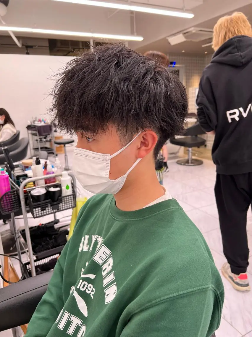 ショート カラー パーマ メンズ メンズパーマ特化 TAIGAのヘアスタイル