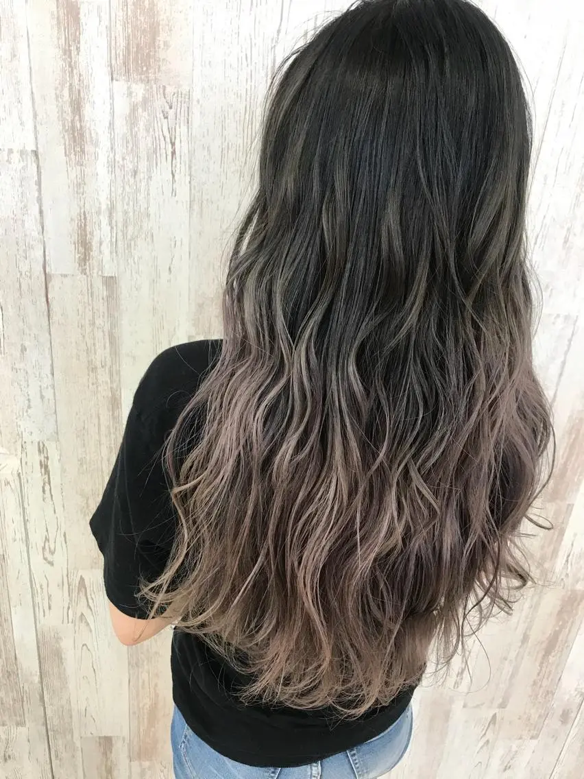 ロング カラー グラデーションカラー ラベンダーカラー ラベンダーグレー 外国人風カラー Oopsレイヤー 加藤澄都のヘアスタイル