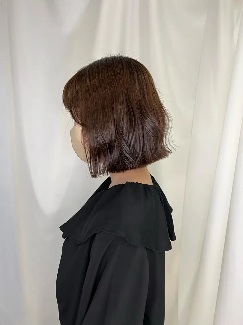 ミディアム 鵜澤 華乃音のヘアスタイル