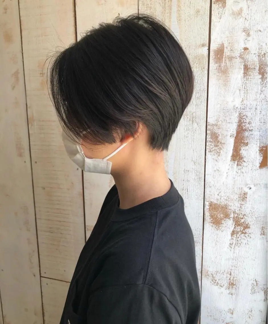 ショート 鷺谷 玲奈のヘアスタイル