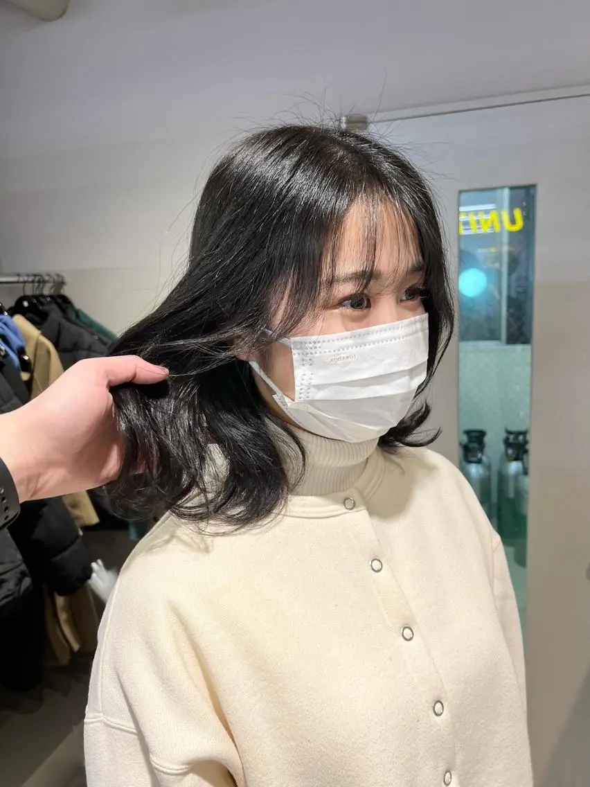 セミロング カラー パーマ ヘアアレンジ メンズ キッズ ネイル マツエク・マツパ アイブロウ 上品＆韓国風 🥀海心🥀のヘアスタイル