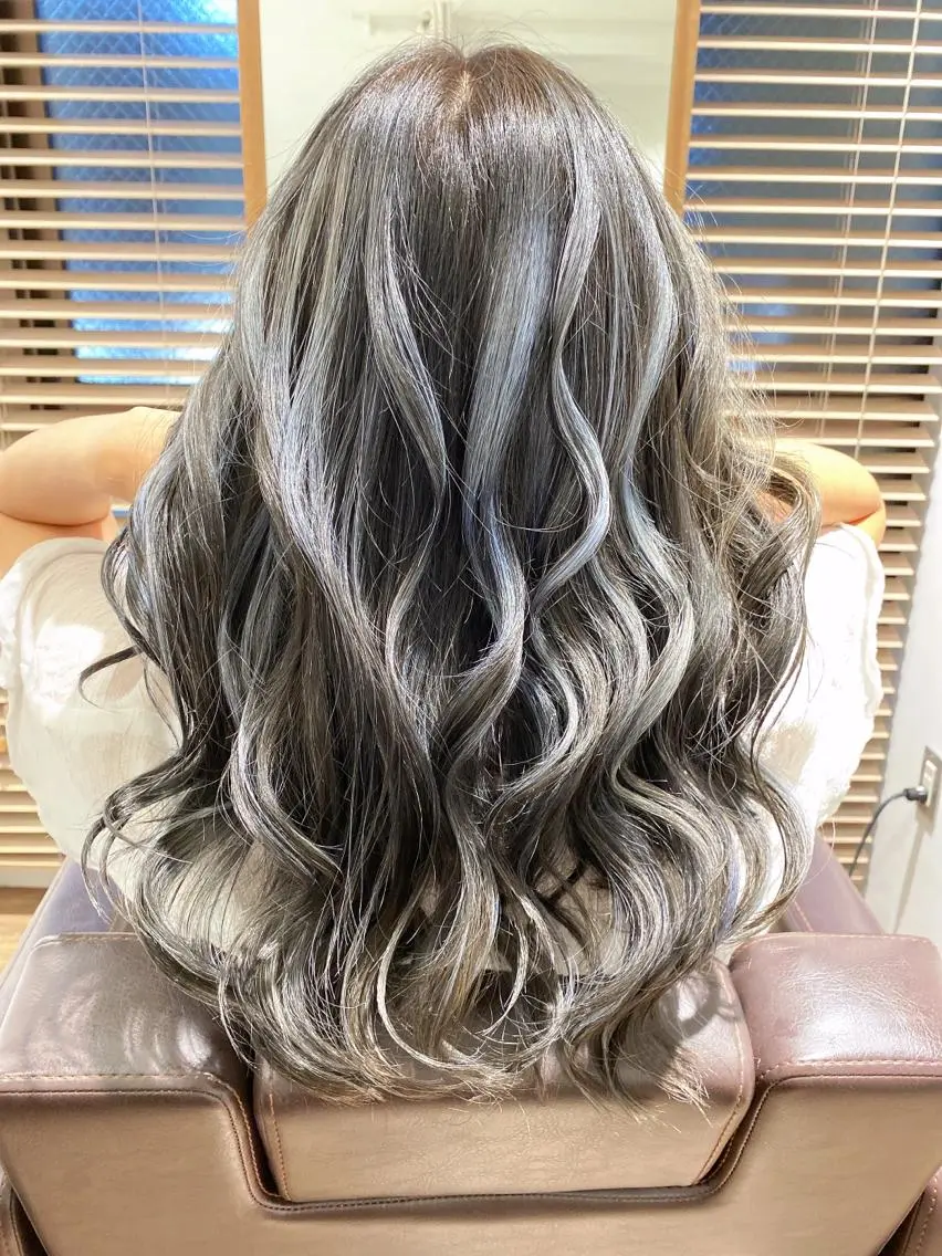 ロング カラー ヘアカラー トリートメント ハイライト⭐️上野 高広のヘアスタイル