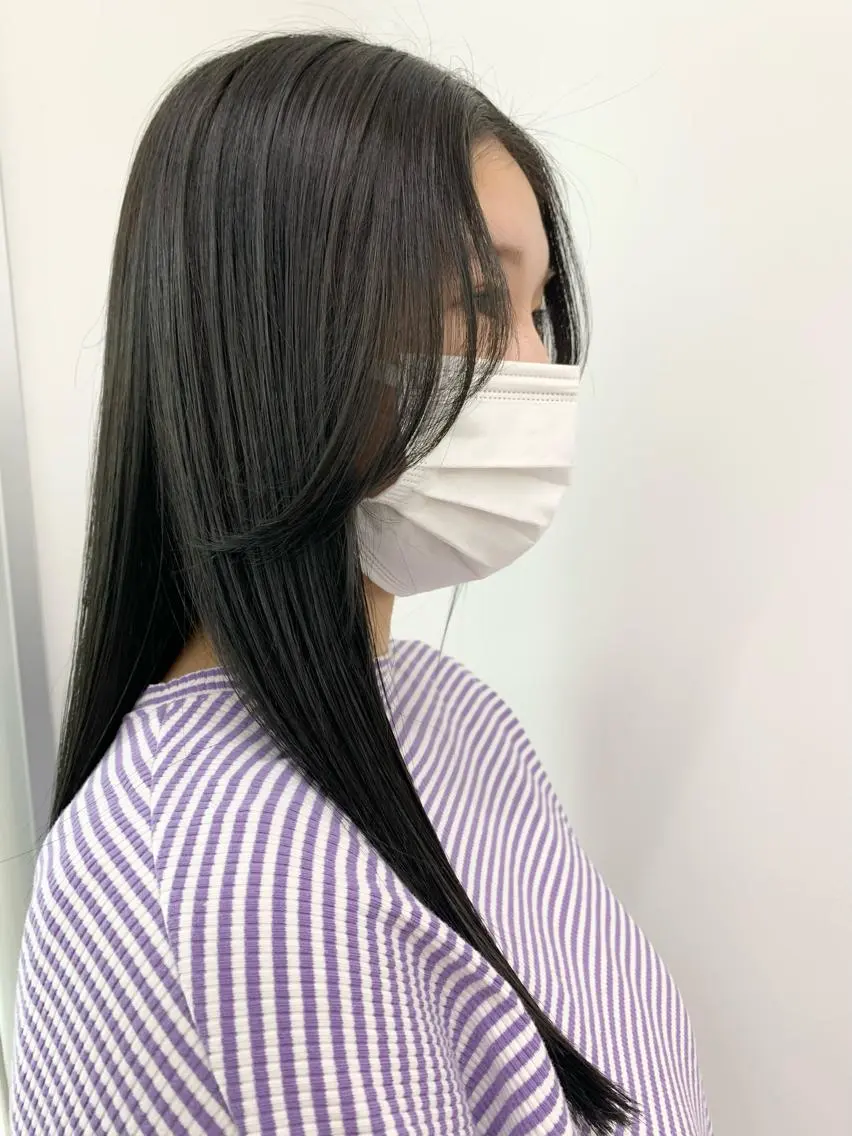 セミロング カラー パーマ ヘアアレンジ メンズ キッズ ネイル マツエク・マツパ アイブロウ カット 縮毛矯正 似合せレイヤー/ 柔らか透明感カラーのヘアスタイル