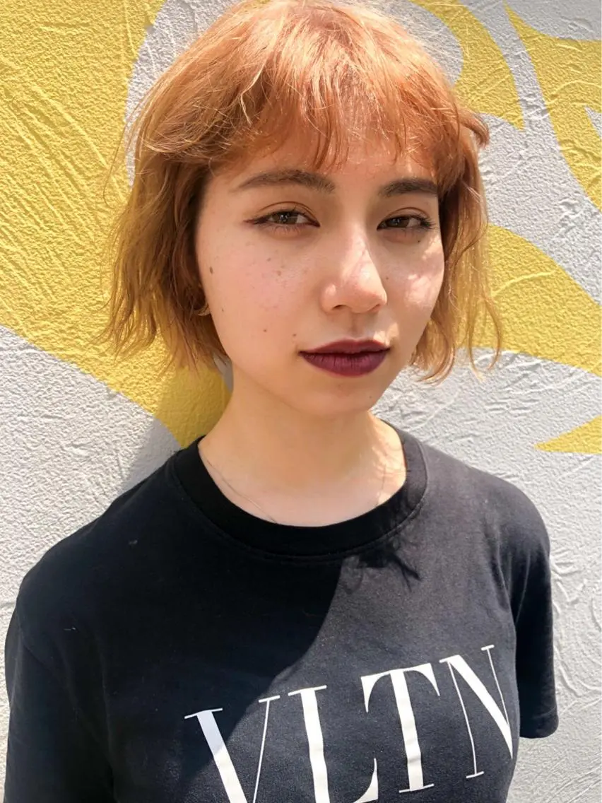 ショート カラー 切りっぱなしボブ ブリーチ オレンジ ボブ くせ毛 カット ヘアカラー トリートメント 村上雅人 ナチュラルモードのヘアスタイル