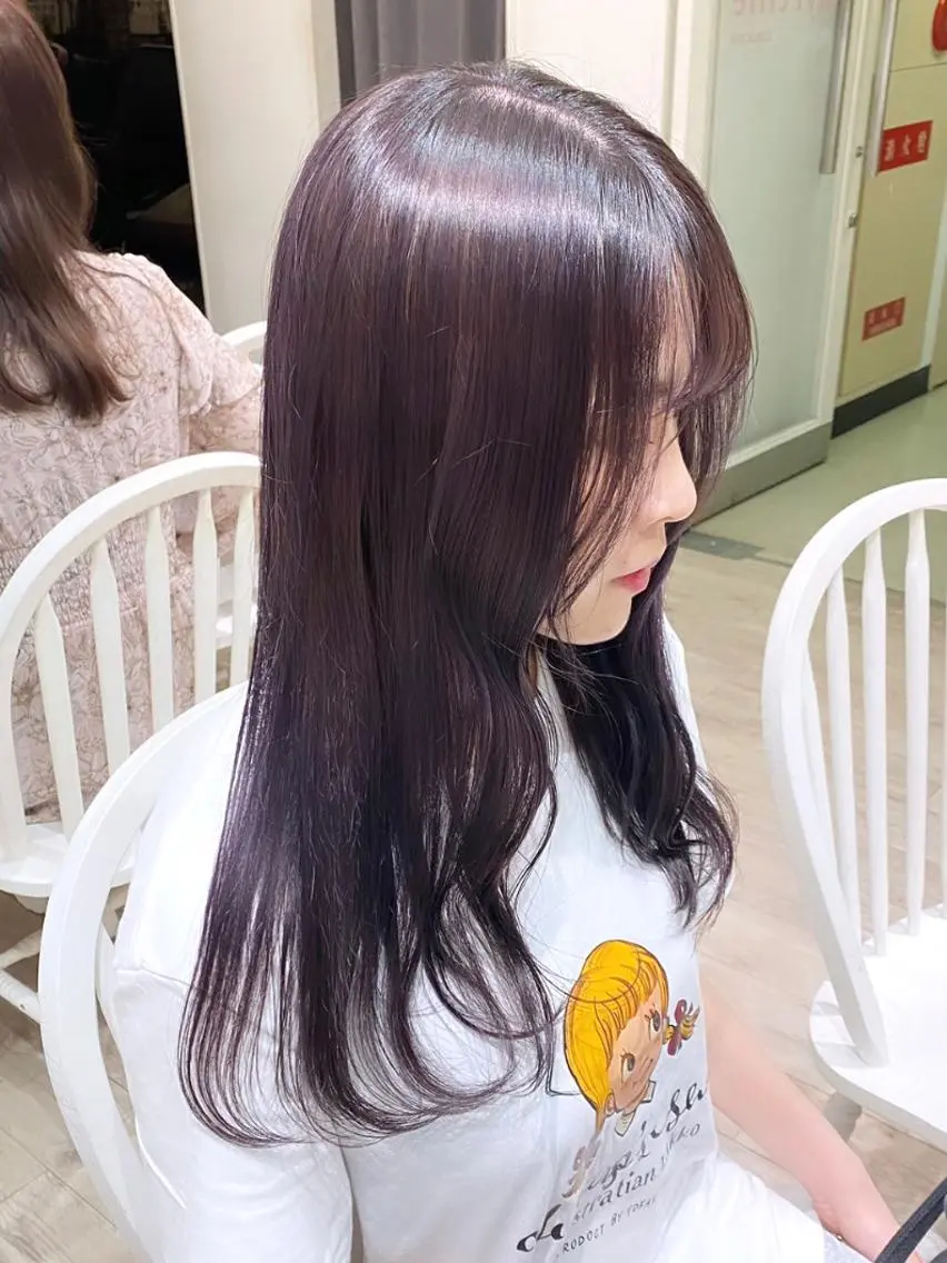 カラー メンズ メンズブリーチ ブリーチ ラベンダーカラー ヘアカラー トリートメント 暖色カラー✨️ 門内 梨真のヘアスタイル