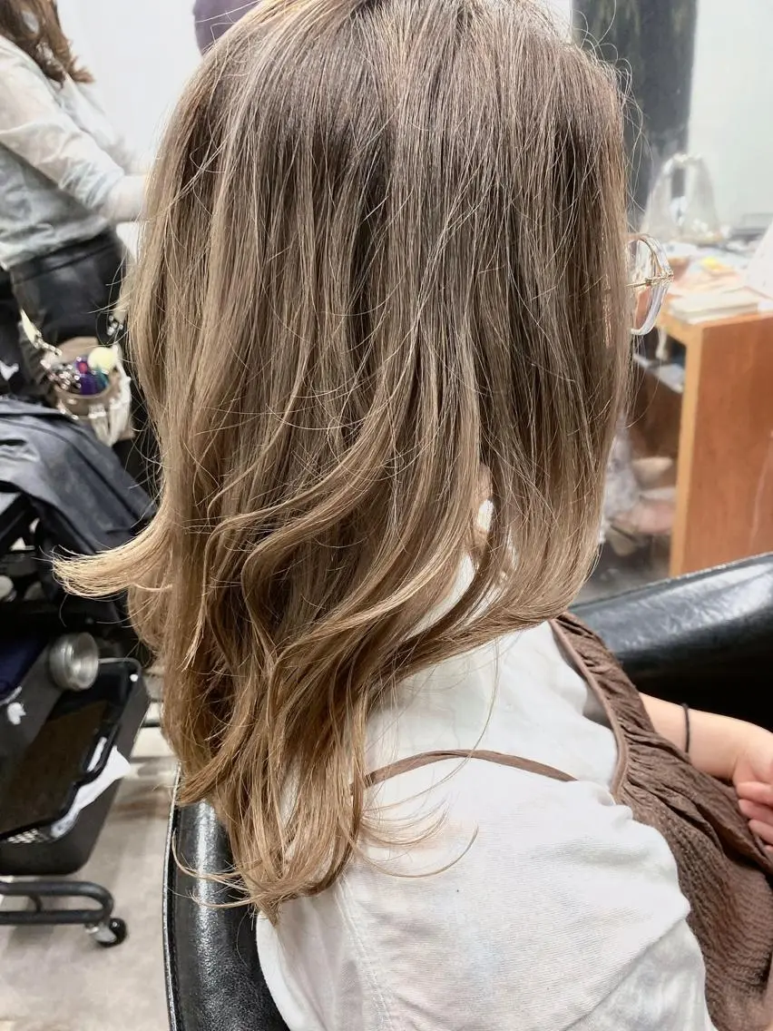 ロング カラー ショート・ウルフ✂︎ 安住有咲子のヘアスタイル