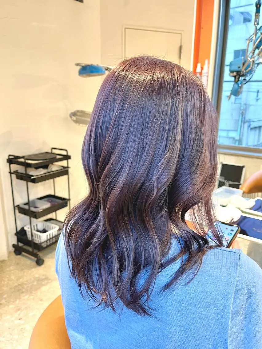 ミディアム カラー ヘアカラー うしだ かおるのヘアスタイル