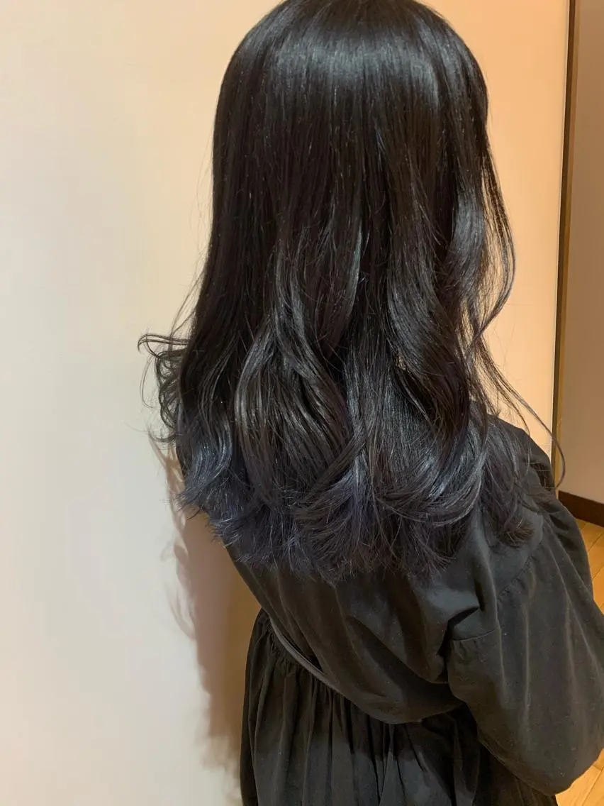 ロング カラー 齊藤 衣梨佳のヘアスタイル