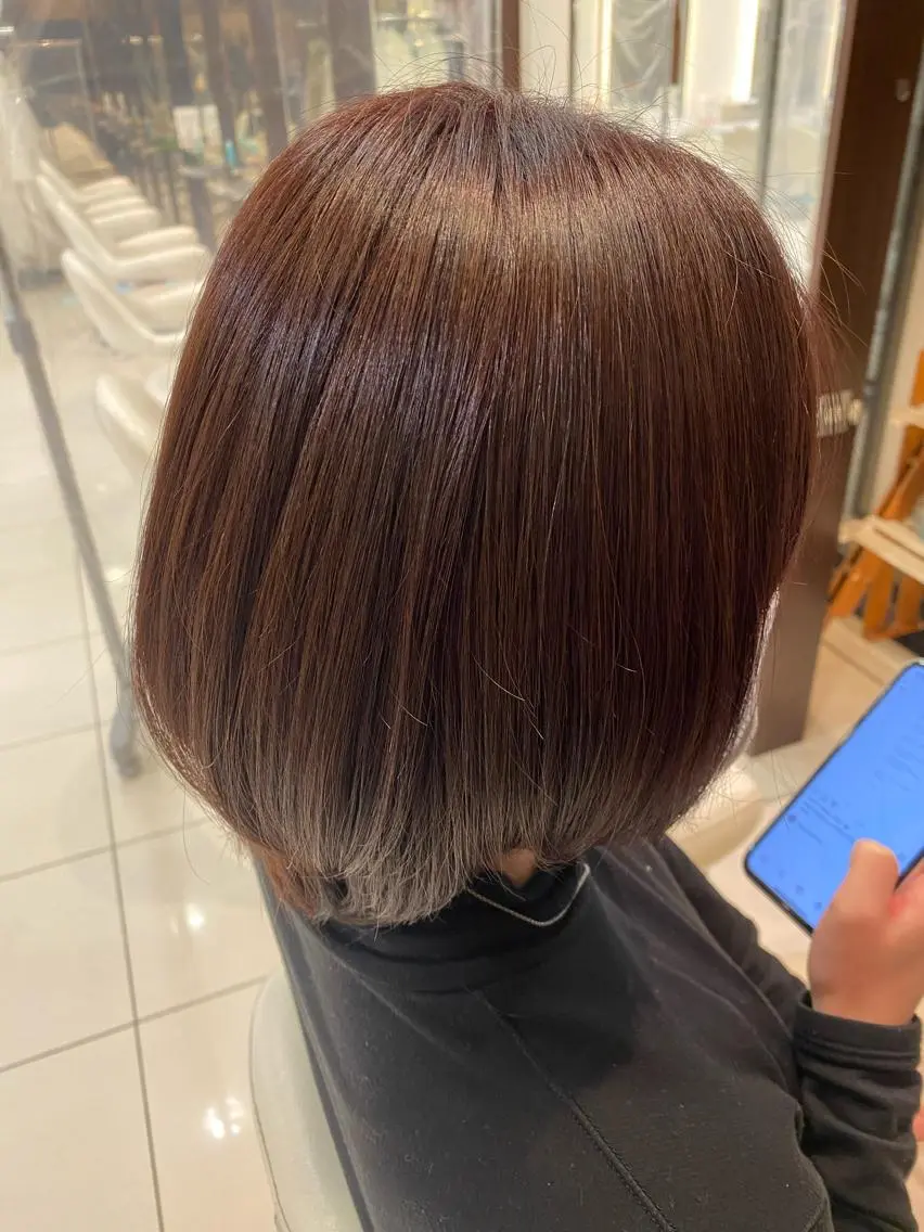 カラー ブラウンカラー ピンクカラー 内山 歩美のヘアスタイル